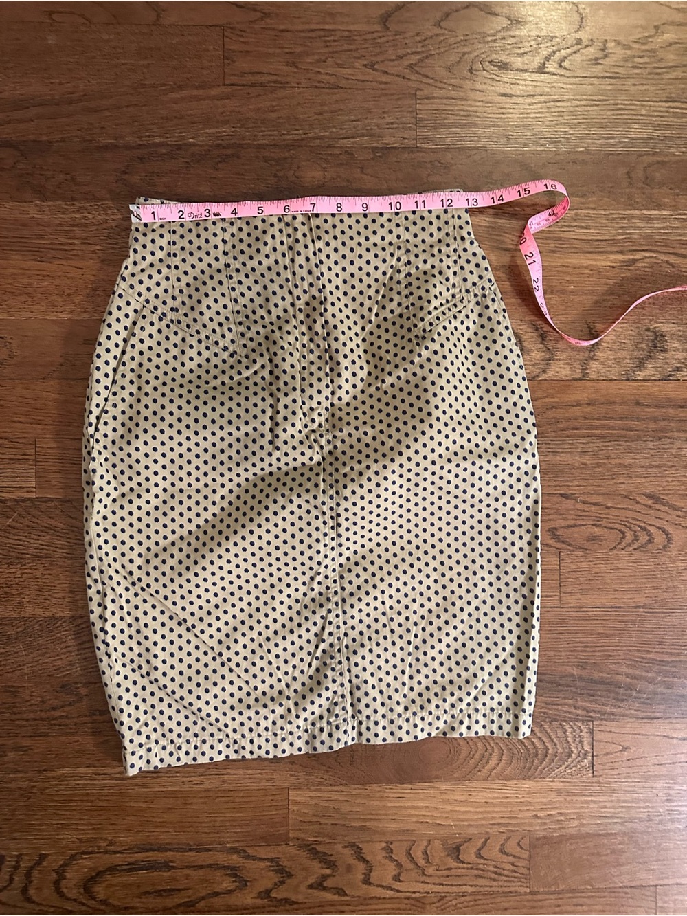 Polka Dot Pencil Skirt in Beige and Black